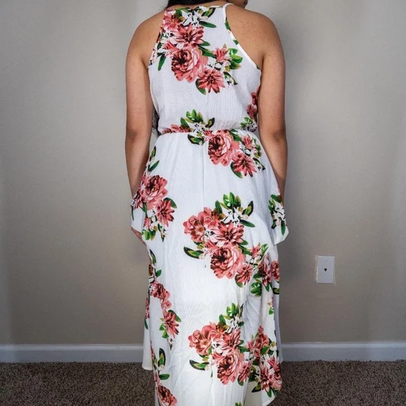 Dream of Me floral maxi dress size Small. - Picture 2 of 10